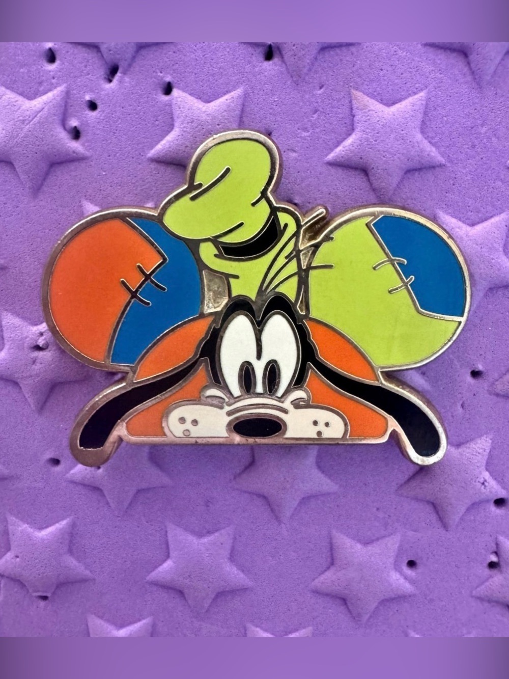 Disney Goofy Ear Hat Pin 2012 Mystery Collect